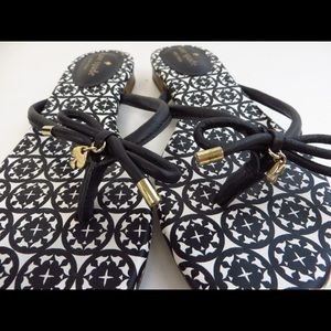 Kate Spade New York Black Sandals 6.5 Gold Accent